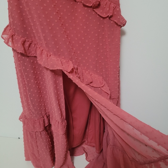 Lulus Next to You Rusty Rose Swiss Dot Ruffled Midi Dress NWT - Picture 4 of 5